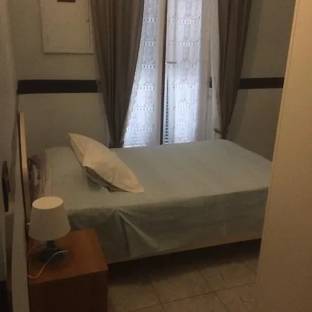 בית הארחה Affittacamere Ruggiero E Di Rosa ג'נובה