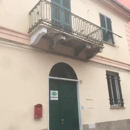 בית הארחה Affittacamere Ruggiero E Di Rosa 2*