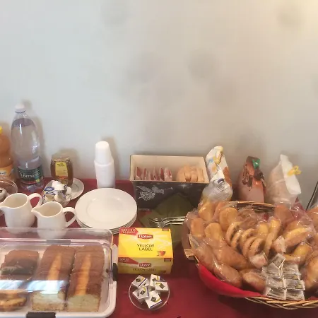 בית הארחה Affittacamere Ruggiero E Di Rosa ג'נובה